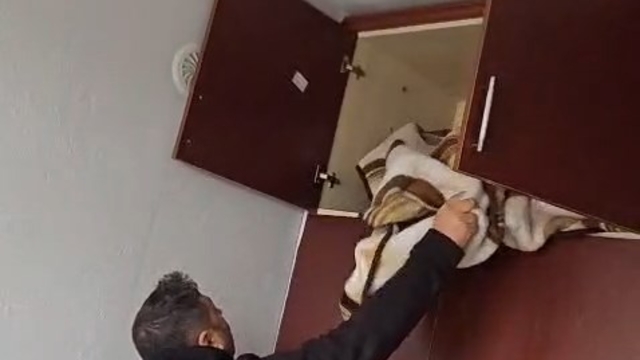 49 suçtan aranan şüpheli, gardıropta yakalandı