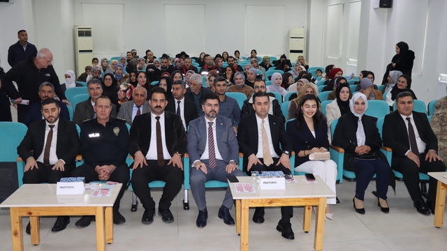Midyat'ta "Koruyucu Aile Hizmet Modeli" tanıtıldı