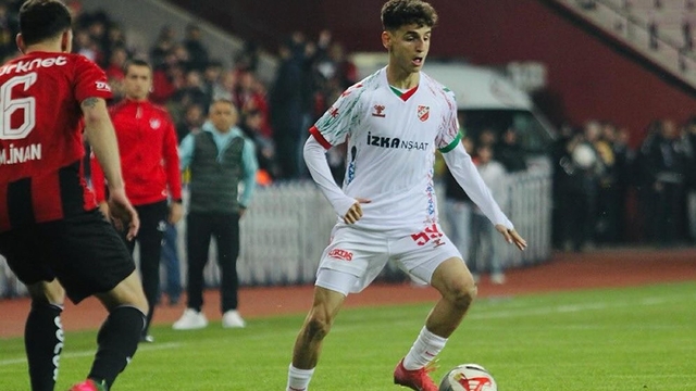 Karşıyaka'nın tesellisi Adem