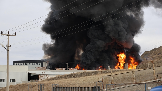 Kırıkkale'de kimya fabrikasında yangın