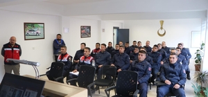 Kütahya Jandarma Komutanlığı personeline belgesiz hayvan hareketleri eğitim...