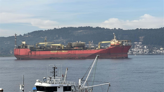 Yüzer üretim, depolama ve boşaltma gemisi Çanakkale Boğazı'ndan geçti