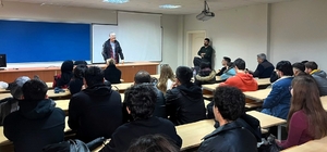 Görme engelli birey deneyimlerini mizahla anlattı