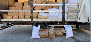 Kocaeli'de 5 milyon liralık kaçakçılık operasyonu
Yılbaşı öncesi kaçak içki...