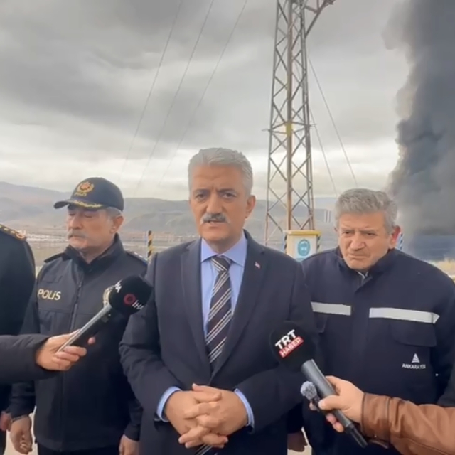 Kırıkkale'de kimya fabrikasında yangın (2)