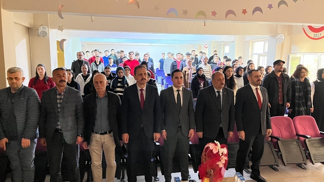 Salıpazarı'nda "İnsan hakları" konferansı düzenlendi