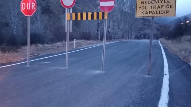 Bayburt'ta bazı köy yolları ve geçitler yoğun kar nedeniyle ulaşıma kapatıldı