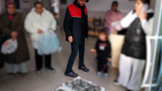 Kırklareli'de el konulan 3 ton istavrit ihtiyaç sahiplerine dağıtılacak