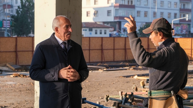 Kayseri Esnaf ve Sanatkarlar Odaları Birliğinin yeni hizmet binası tamamlanma aşamasında