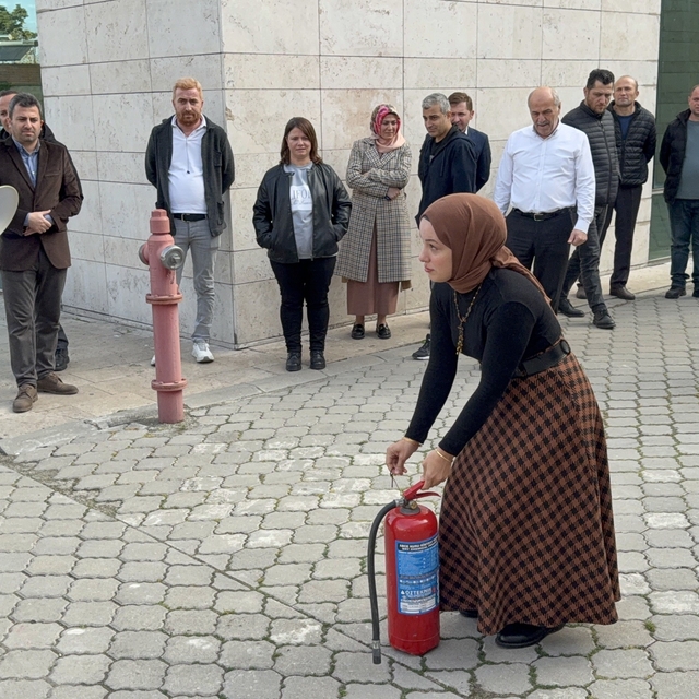 Samsun Adliyesi'nde yangın söndürme tatbikatı