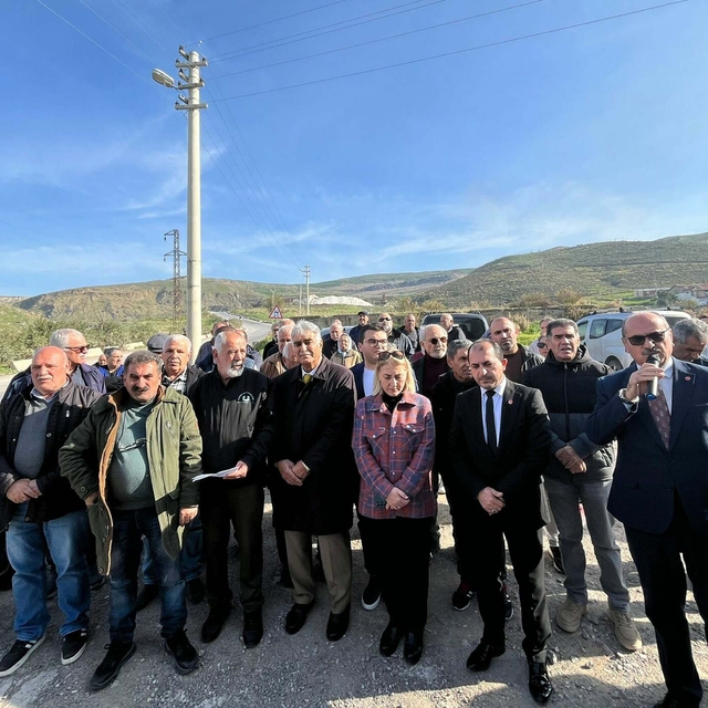 İzmir'de 'çöp' protestosu: Harmandalı'nın 2'nci Ümraniye olmasını istemiyor...