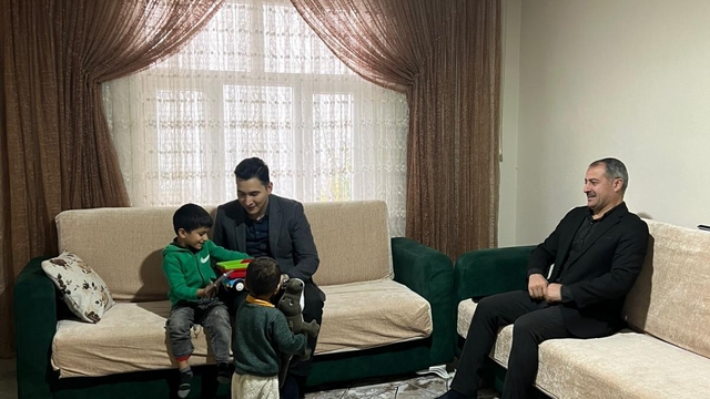 Çermik Kaymakamı Adem Karataş'tan ev ziyareti