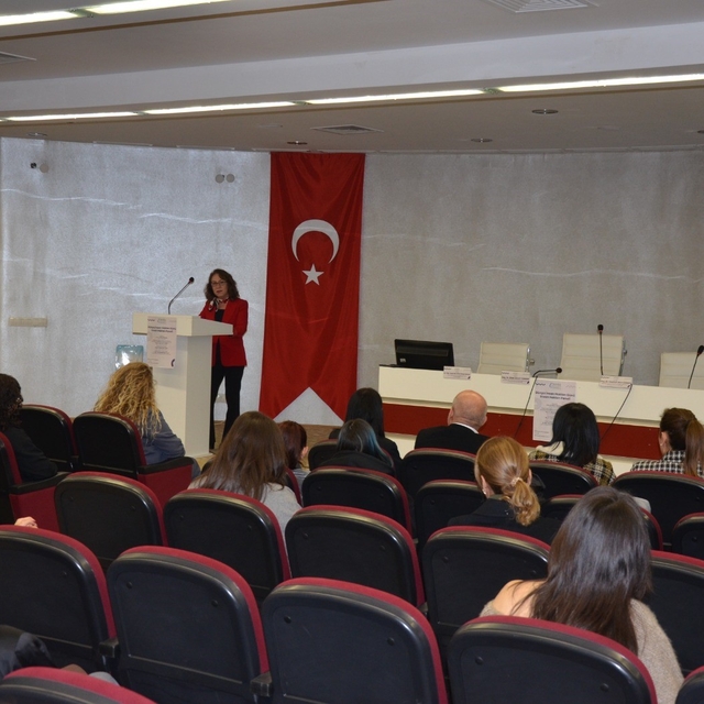 MCBÜ'de Dünya İnsan Hakları Günü paneli