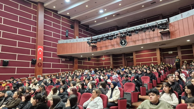 Akşehir'de Siber Farkındalık Seminerleri düzenlendi