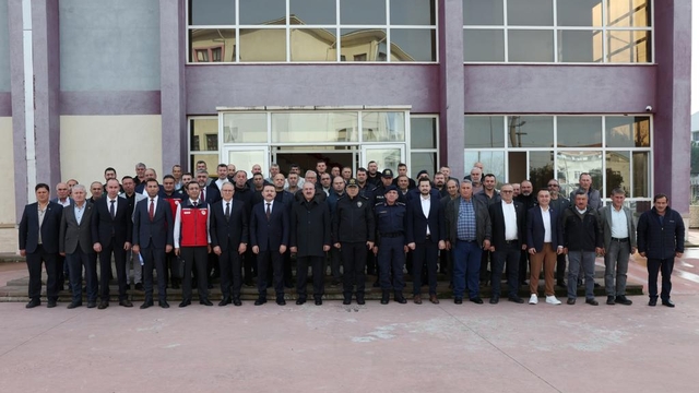 Çanakkale Valisi Toraman Lapseki'de incelemelerde bulundu