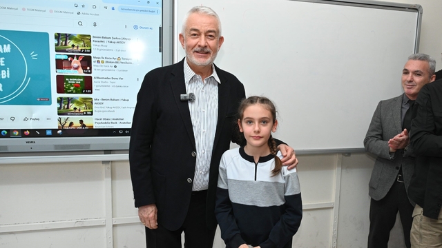 Minik başkanın sınıftaki seçim sözü yerine getirildi