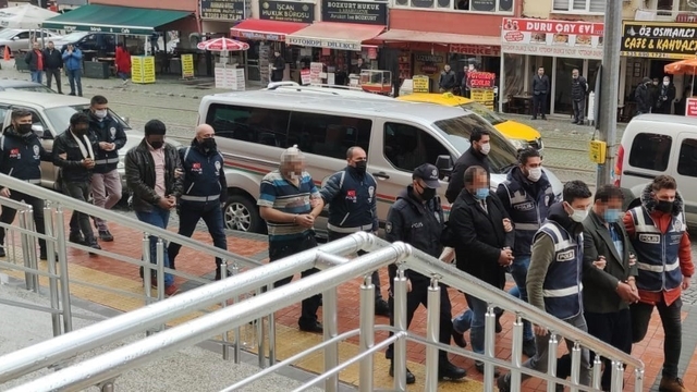 Evler kundaklanmış, cinayet işlenmişti: Dava yeniden görüldü