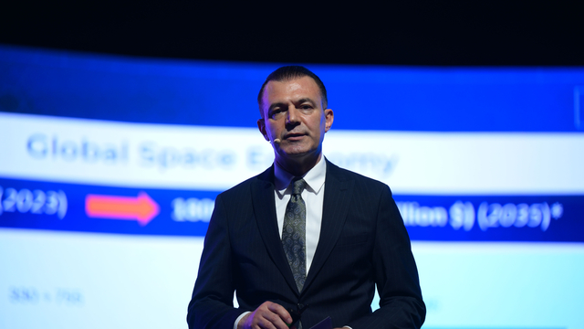 Girişimcilik zirvesi Take Off İstanbul 2025'te küresel uzay ekonomisi konuşuldu
