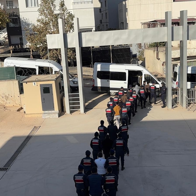 Kahramanmaraş ve Gaziantep'te tefeci operasyonuna 17 tutuklama