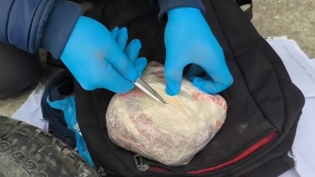 Uyuşturucu tacirlerine geçit yok! Erzincan'da 1 kilo 51 gram kokain ele geçirildi