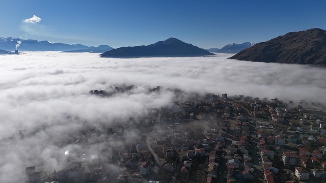Sis kartpostallık görüntüler oluşturdu