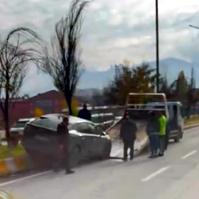 'Şırdancı Mehmet' olarak bilinen fenomenin kullandığı otomobil, yayaya çarp...