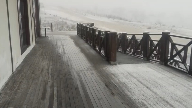 Keltepe Kayak Merkezine mevsimin ilk karı düştü