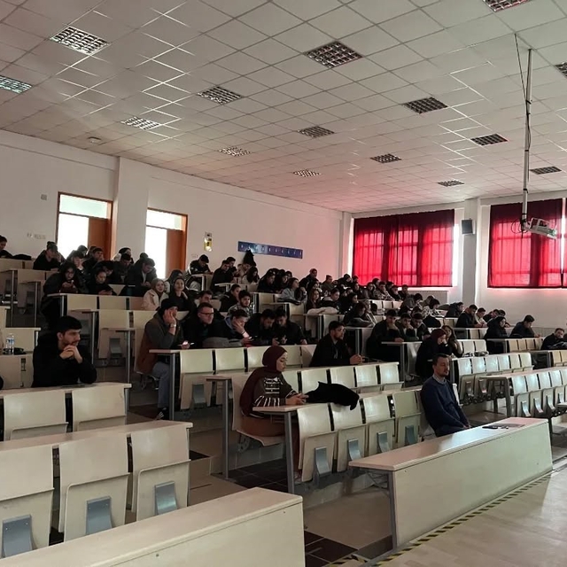 Hisarcık MYO'da "Davranışsal Bağımlılıkla Mücadele" konulu eğitim düzenlend...