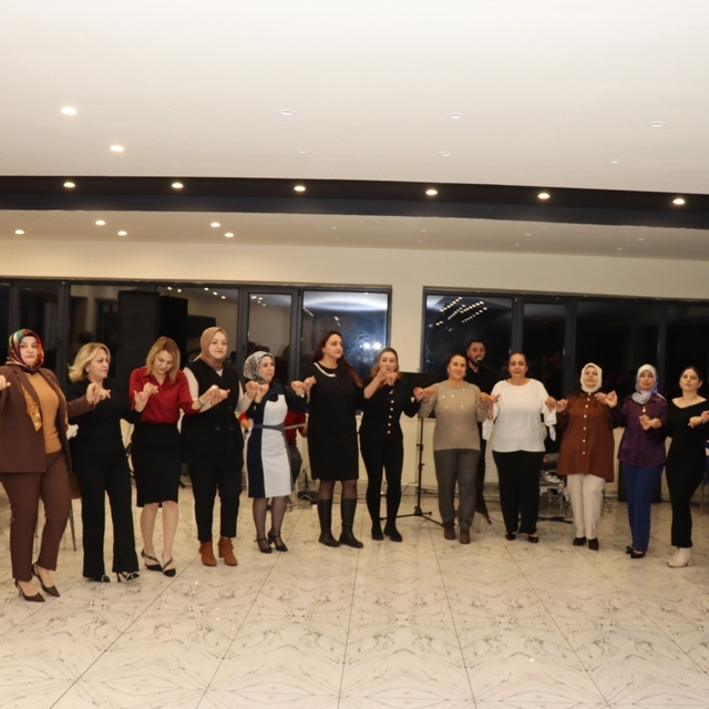 Çalışan kadınlar gönüllerince eğlendi