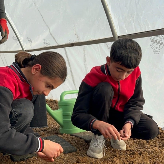 Arıcak'ta minik eller toprakla buluştu