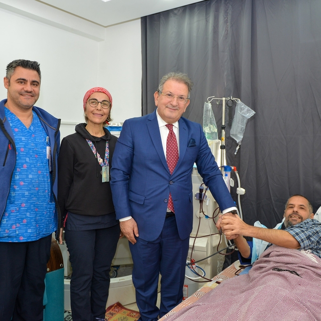 Antalya'da evde diyaliz uygulaması
Projenin ilk adımı çerçevesinde 12 hasta...