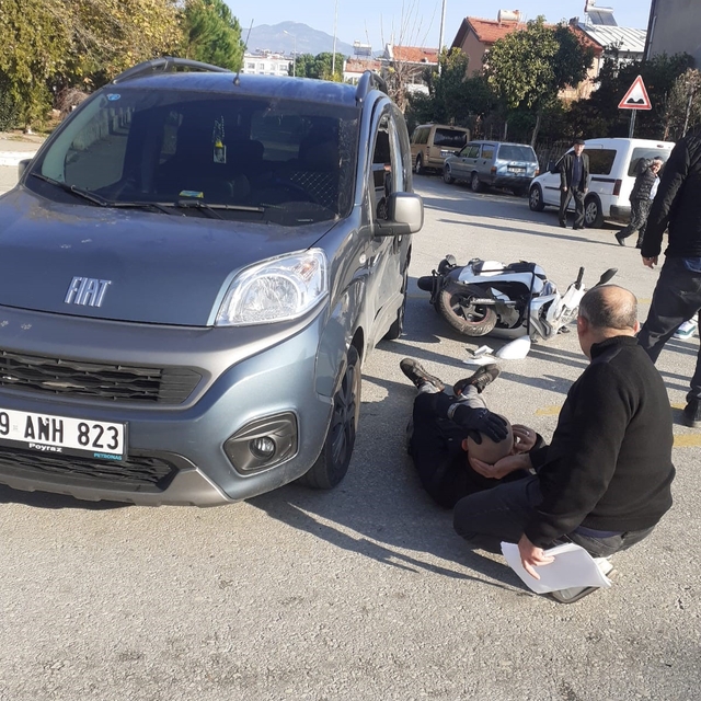 Ticari araç ile motosiklet çarpıştı: 1 yaralı