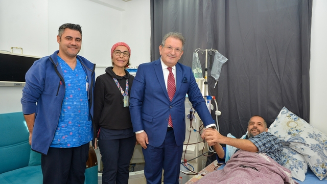 Antalya'da evde diyaliz uygulaması
Projenin ilk adımı çerçevesinde 12 hastaya toplam 149 seans ev hemodiyalizi uygulandı