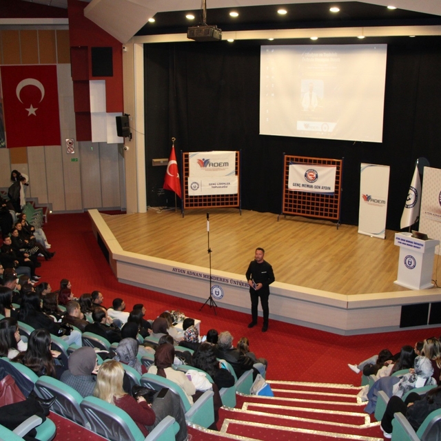 ADÜ'de "Diksiyon ve Topluluk Önünde Konuşma Sanatı" etkinliği gerçekleşti