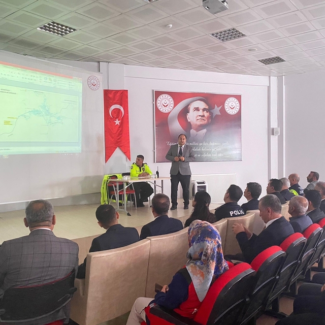 Besni'de kış tedbirleri toplantısı düzenlendi