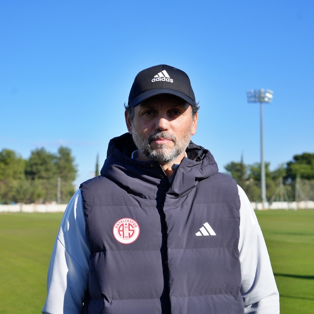 Erol Bulut: "350 milyon Euro değerindeki takıma karşı en iyi oyunumuzu orta...