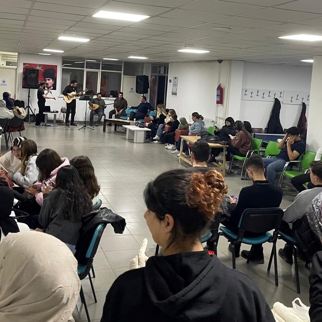 Simav'da üniversite öğrencilerine yönelik motivasyon programı düzenlendi