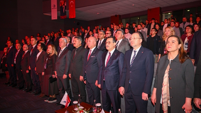 Türkiye Cumhuriyeti'nin İkinci Yüzyılında Yazılımın Sanayileşmesi Zirvesi yapıldı