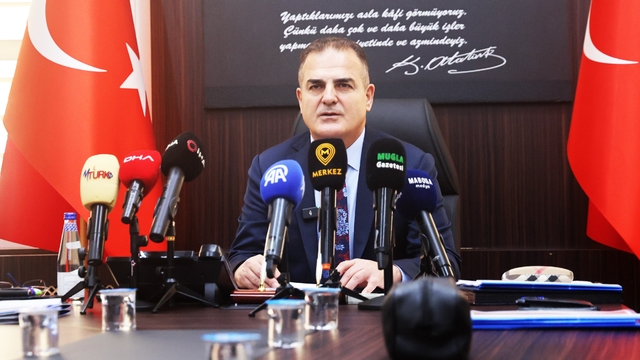 Vali Akbıyık, kız yurdu inşaatındaki mağara ve mezar iddialarını değerlendirdi