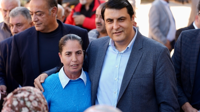 Yılmaz, Mevlana Mahallesi'nde vatandaşlarla buluştu