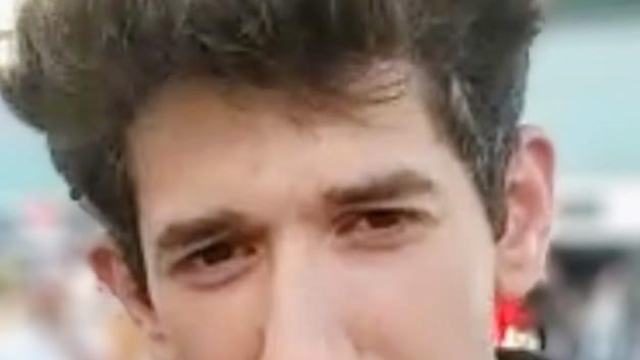 Bursa'da 3 gün aranıp Mudanya sahilde cesedi bulunan 19 yaşındaki Berat Yavuz toprağa verildi