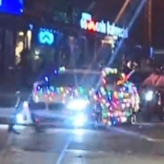 Menteşe'de aykırı ışık ve abartı egzozdan bir araca 11 bin TL ceza