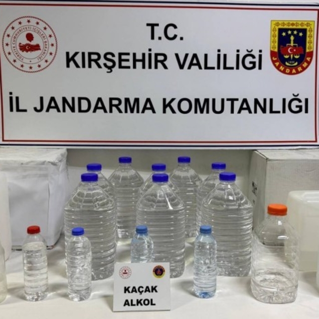 Kırşehir'de kaçak alkol operasyonu: 62 litre kaçak alkol ele geçirildi