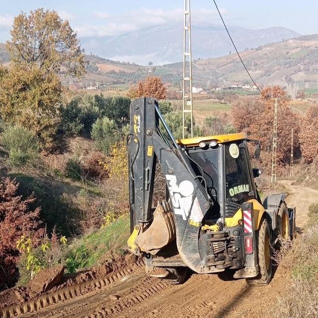 Sarıgöl'de ova yolları düzenleniyor