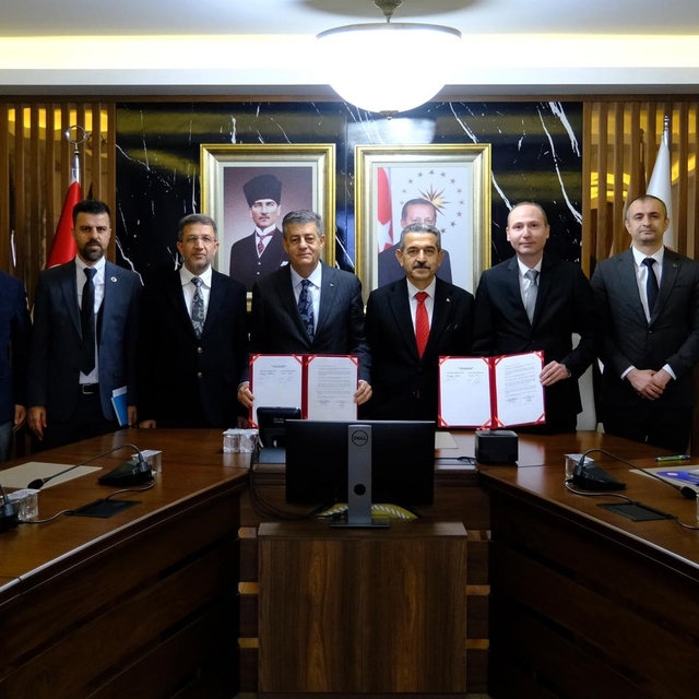 Şırnak'ta 'Nuh'un Ambarı Gastronomi Merkezi' Projesinin sözleşmesi imzaland...