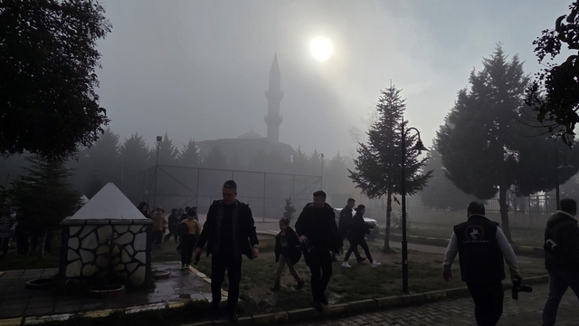 Düzce'de sis etkili oldu