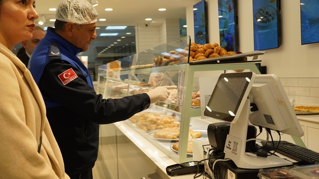 Atakum'da gıda denetimi: Kurallara uymayan işletmelere ceza