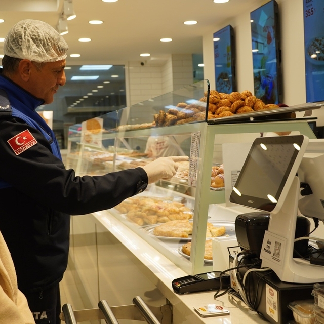 Atakum'da gıda denetimi: Kurallara uymayan işletmelere ceza