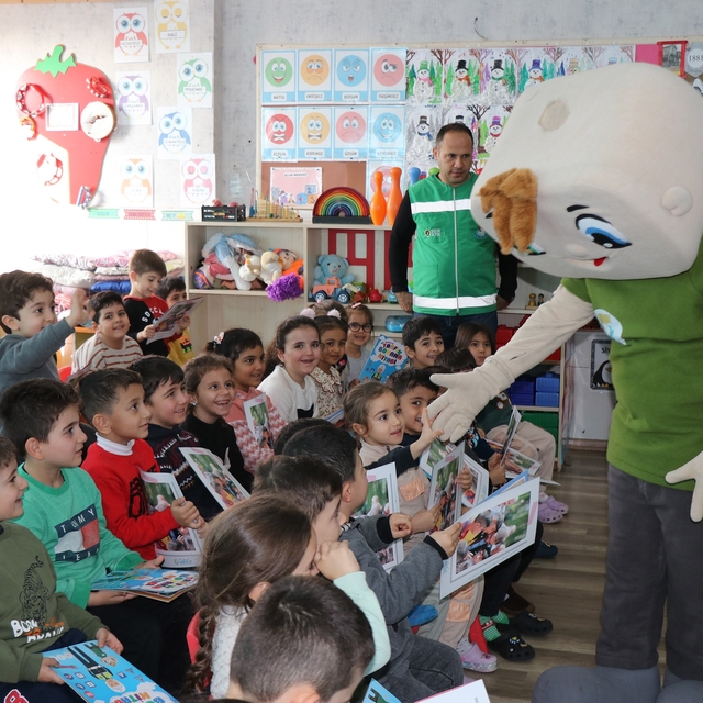 Miniklere sıfır atık eğitimi verildi