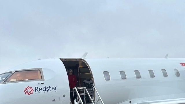 Ağrı'da riskli gebelik uçak ambulans ile Ankara'ya taşındı